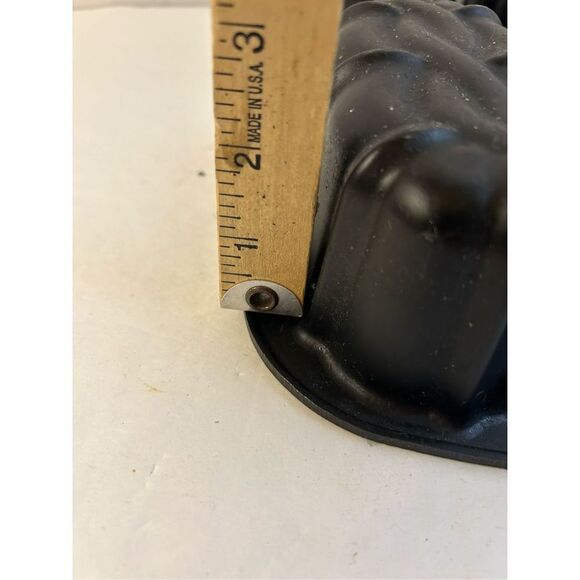 NordicWare 4 mini bunt loaf heavy duty baking pan 13x9" Bake ware pans - Picture 5 of 6